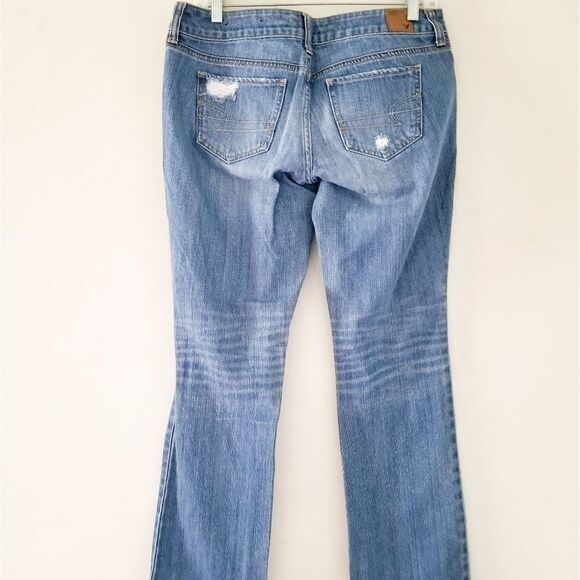 American Eagle straight jeans distressing - Picture 2 of 7